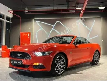 Ford  Mustang  GT  2015  Automatic  88,000 Km  8 Cylinder  Rear Wheel Drive (RWD)  Coupe / Sport  Orange  With Warranty
