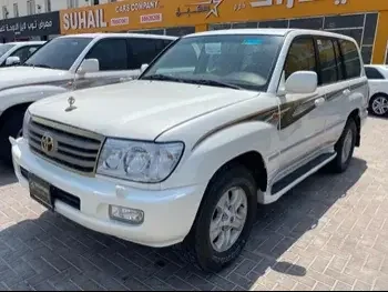 Toyota  Land Cruiser  VXR  2006  Automatic  328,000 Km  8 Cylinder  Four Wheel Drive (4WD)  SUV  White  With Warranty
