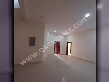 Labour Camp Family Residential  - Not Furnished  - Al Rayyan  - Al Mearad  - 7 Bedrooms