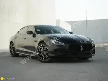 Maserati  Quattroporte  2021  Automatic  17,000 Km  8 Cylinder  Rear Wheel Drive (RWD)  Sedan  Gray  With Warranty