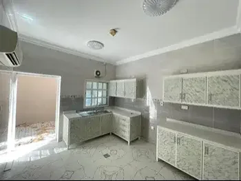 Family Residential  - Not Furnished  - Umm Salal  - Umm Ebairiya  - 5 Bedrooms