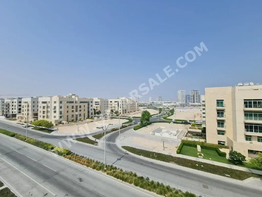 3 Bedrooms  Apartment  For Sale  in Lusail -  Fox Hills  Semi Furnished