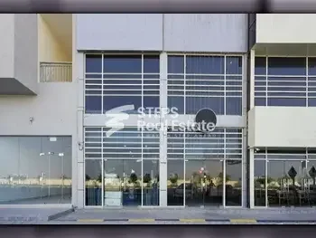 Commercial Shops - Not Furnished  - Doha  For Rent  - Madinat Khalifa South
