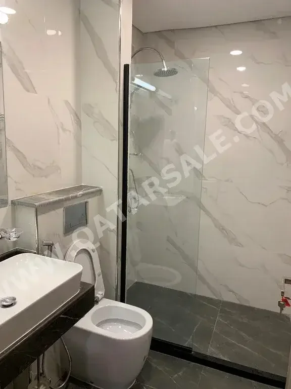 2 Bedrooms  Apartment  For Rent  in Doha -  The Pearl  Fully Furnished