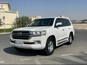  Toyota  Land Cruiser  G  2017  Automatic  250,000 Km  6 Cylinder  Four Wheel Drive (4WD)  SUV  White  With Warranty