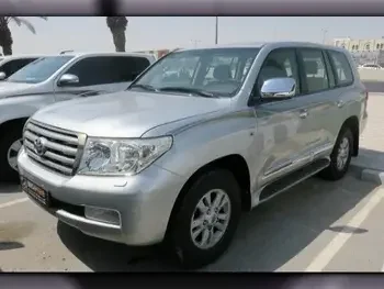 Toyota  Land Cruiser  VXR  2008  Automatic  450,000 Km  8 Cylinder  Four Wheel Drive (4WD)  SUV  Silver  With Warranty