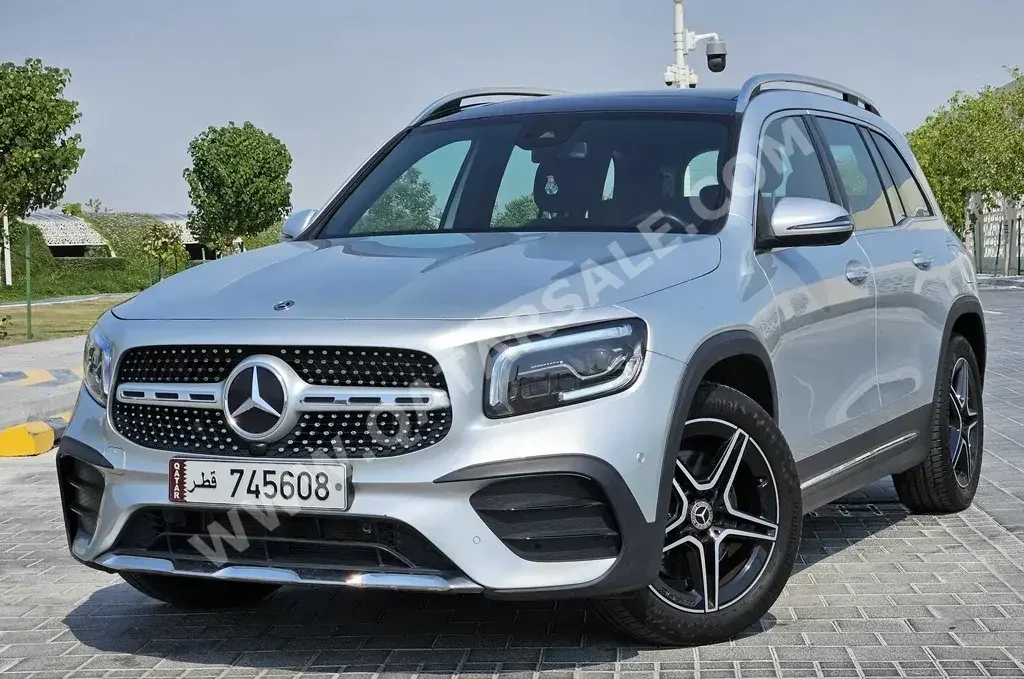 Mercedes-Benz  GLB  250  2020  Automatic  42,269 Km  4 Cylinder  All Wheel Drive (AWD)  SUV  Silver  With Warranty