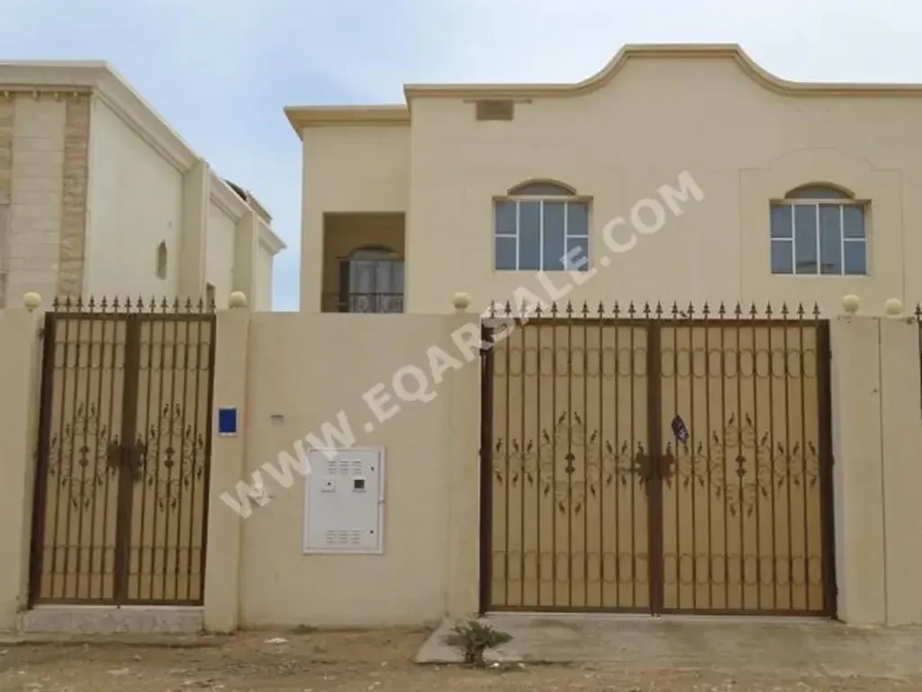 Family Residential  - Not Furnished  - Al Daayen  - Umm Qarn  - 5 Bedrooms