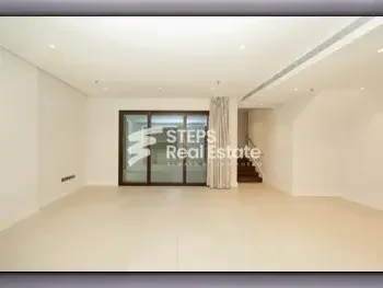 4 Bedrooms  Apartment  For Rent  in Doha -  Mushaireb  Semi Furnished