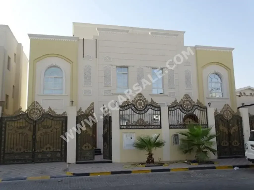 Family Residential  - Not Furnished  - Al Rayyan  - Fereej Al Manaseer  - 7 Bedrooms