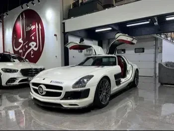 Mercedes-Benz  SLS  2011  Automatic  69,000 Km  8 Cylinder  Rear Wheel Drive (RWD)  Coupe / Sport  Pearl  With Warranty