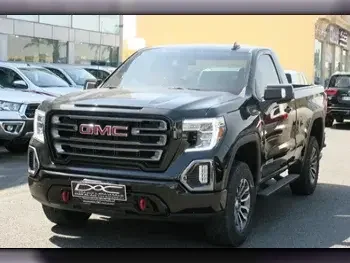 GMC  Sierra  AT4  2021  Automatic  32,000 Km  8 Cylinder  Four Wheel Drive (4WD)  Pick Up  Black  With Warranty