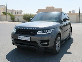 Land Rover  Range Rover  Sport Super charged  2016  Automatic  111,000 Km  8 Cylinder  Four Wheel Drive (4WD)  SUV  Gray