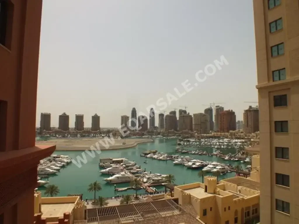 1 غرف نوم  شقة  للبيع  في الدوحة -  اللؤلؤة  غير مفروشة