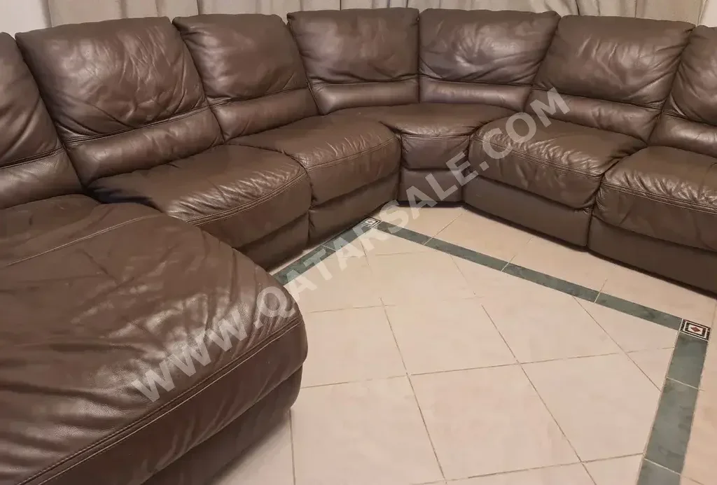 Natuzzi Qatar L shape Brown Faux Leather For Sale in Qatar