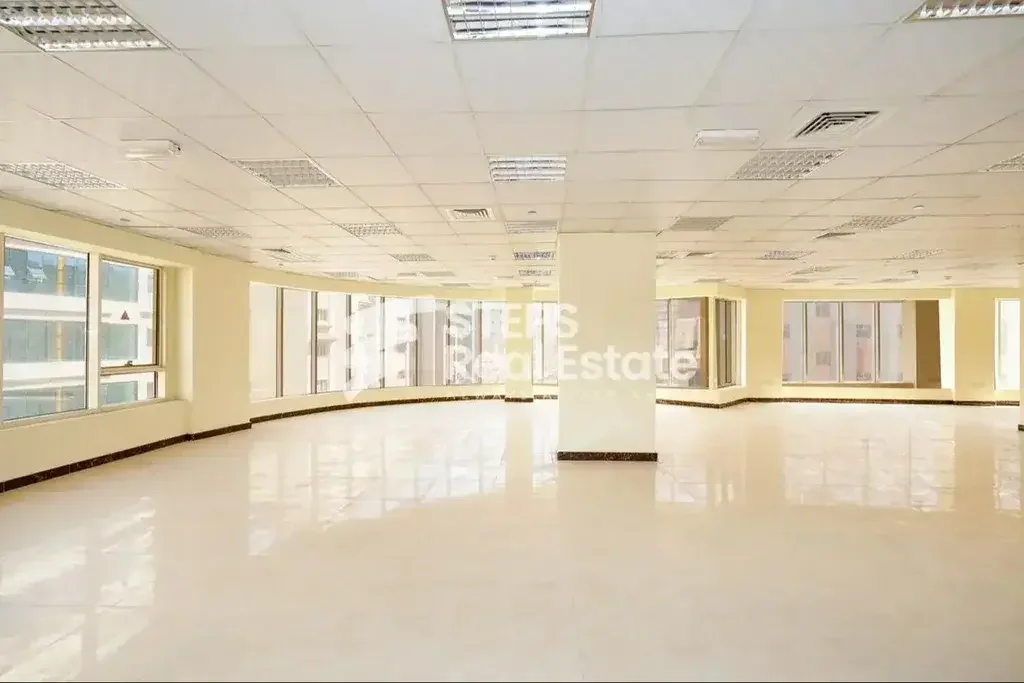 Commercial Offices - Not Furnished  - Doha  - Fereej Bin Mahmoud