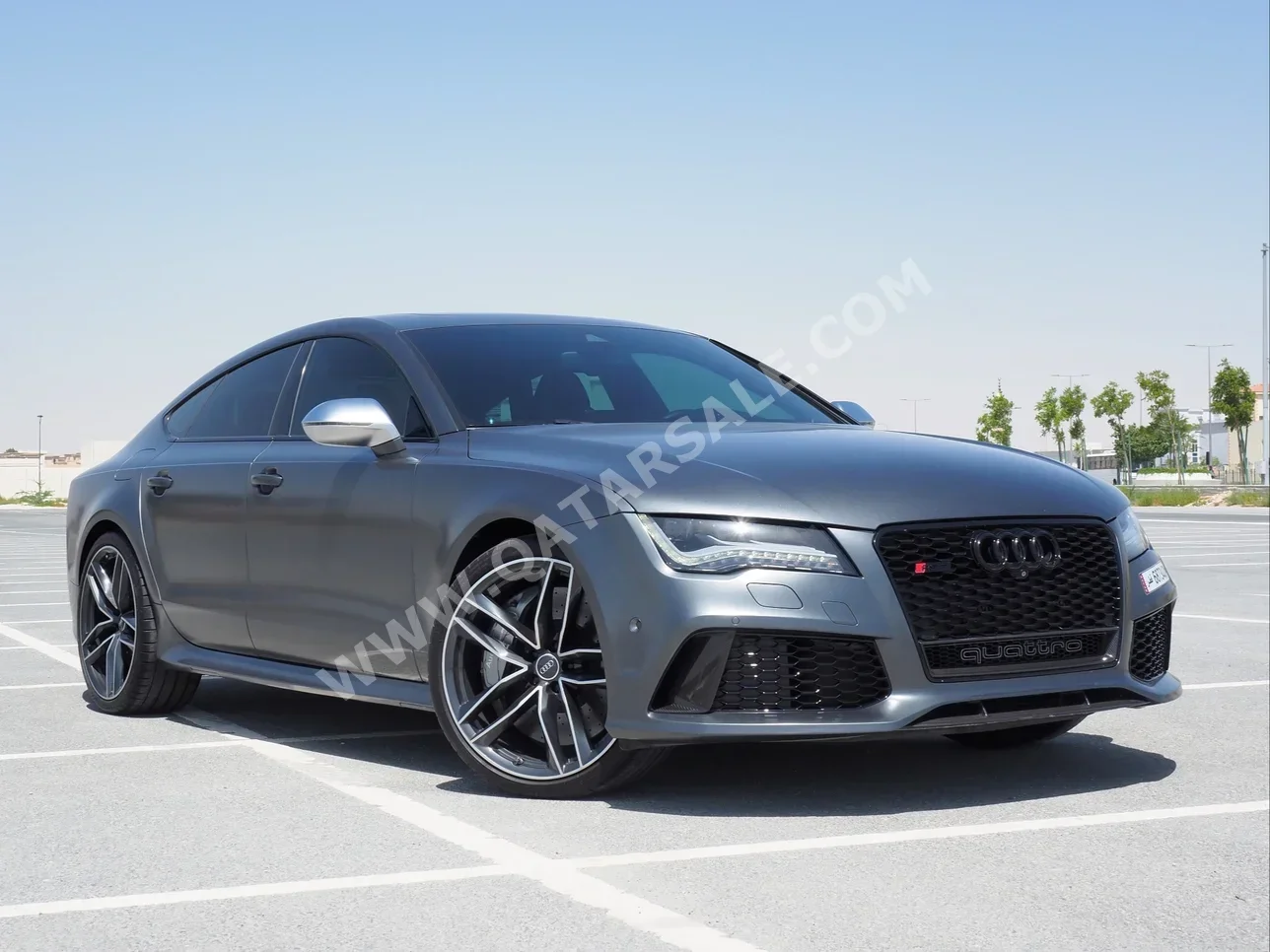 Audi  RS  7  2015  Automatic  39,000 Km  8 Cylinder  All Wheel Drive (AWD)  Sedan  Gray Matte