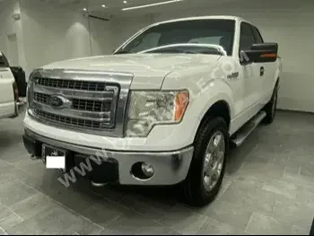 Ford  F  150  2014  Automatic  210,000 Km  8 Cylinder  Four Wheel Drive (4WD)  Pick Up  White
