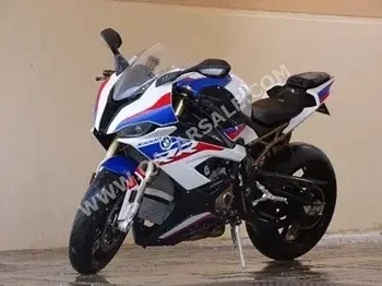 BMW  S1000 RR - Year 2020 - Color Blue and white - Gear Type Manual -  Warranty - Mileage 1100 Km