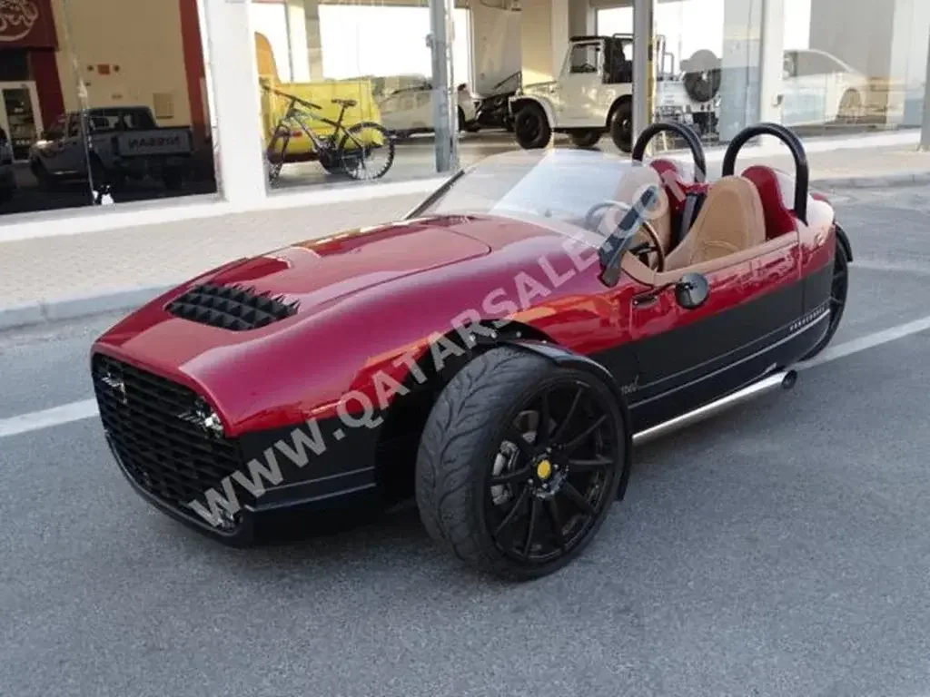 Vanderhall  Carmel - Year 2020 - Color Red - Gear Type Automatic - Mileage 3000 Km