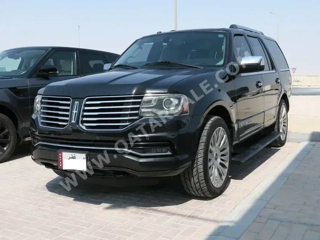 Lincoln  Navigator  2015  Automatic  191,000 Km  8 Cylinder  Four Wheel Drive (4WD)  SUV  Black  With Warranty