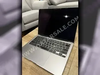 Laptops Apple  - MacBook Air  2020  - Silver  - MacOS  - Apple  - M1  -Memory (Ram): 8 GB
