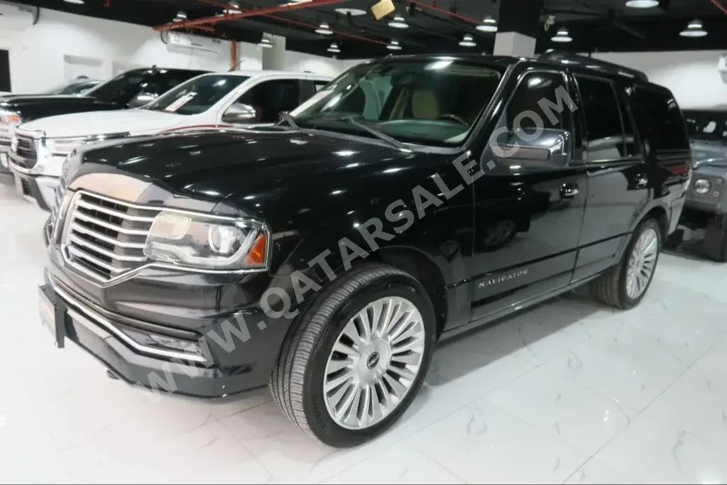Lincoln  Navigator  L  2015  Automatic  139,000 Km  8 Cylinder  Four Wheel Drive (4WD)  SUV  Black  With Warranty