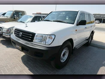 Toyota  Land Cruiser  G  2002  Automatic  249,000 Km  6 Cylinder  Four Wheel Drive (4WD)  SUV  White