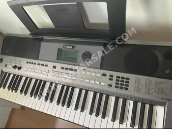 Yamaha  PSR e443  Digital  Portable piano