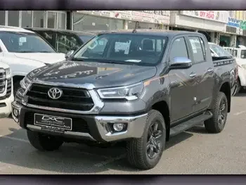 Toyota  Hilux  2024  Automatic  0 Km  4 Cylinder  Four Wheel Drive (4WD)  Pick Up  Gray  With Warranty