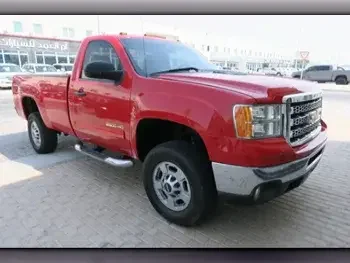 GMC  Sierra  SLE  2012  Automatic  143,000 Km  8 Cylinder  Four Wheel Drive (4WD)  Pick Up  Red