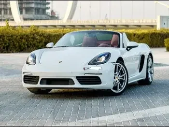 Porsche  Boxster  2018  Automatic  30,000 Km  4 Cylinder  Rear Wheel Drive (RWD)  Convertible  White