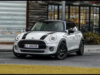 Mini  Cooper  S  2021  Automatic  62,000 Km  4 Cylinder  Front Wheel Drive (FWD)  Hatchback  White  With Warranty
