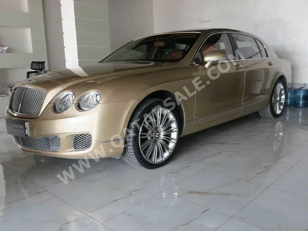 Bentley  Continental  GTC  2009  Automatic  66,000 Km  12 Cylinder  All Wheel Drive (AWD)  Coupe / Sport  Gold