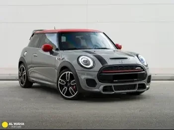 Mini  Cooper  JCW  2020  Automatic  68,000 Km  4 Cylinder  Front Wheel Drive (FWD)  Hatchback  Gray