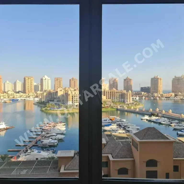 Family Residential  4 Bedrooms  - Semi Furnished  Apartment  - Doha  For Sale  - The Pearl  in Doha  - 4 Bedrooms -  The Pearl  Semi Furnished