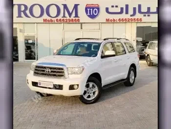 Toyota  Sequoia  SR5  2014  Automatic  226,000 Km  8 Cylinder  Four Wheel Drive (4WD)  SUV  White