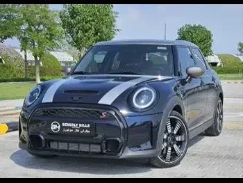  Mini  Cooper  S  2023  Automatic  16,004 Km  4 Cylinder  Front Wheel Drive (FWD)  Hatchback  Black  With Warranty