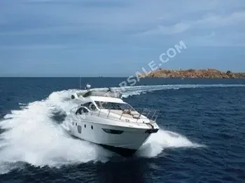Azimut  47  47.7 ft  White  2009  taly  2  Catpilar  With Parking