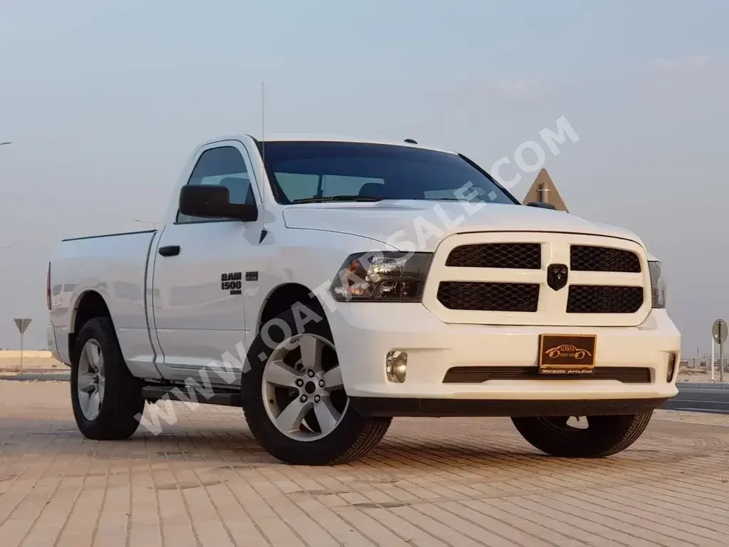 Dodge  Ram  1500  2022  Automatic  23,000 Km  8 Cylinder  Four Wheel Drive (4WD)  Pick Up  White  With Warranty