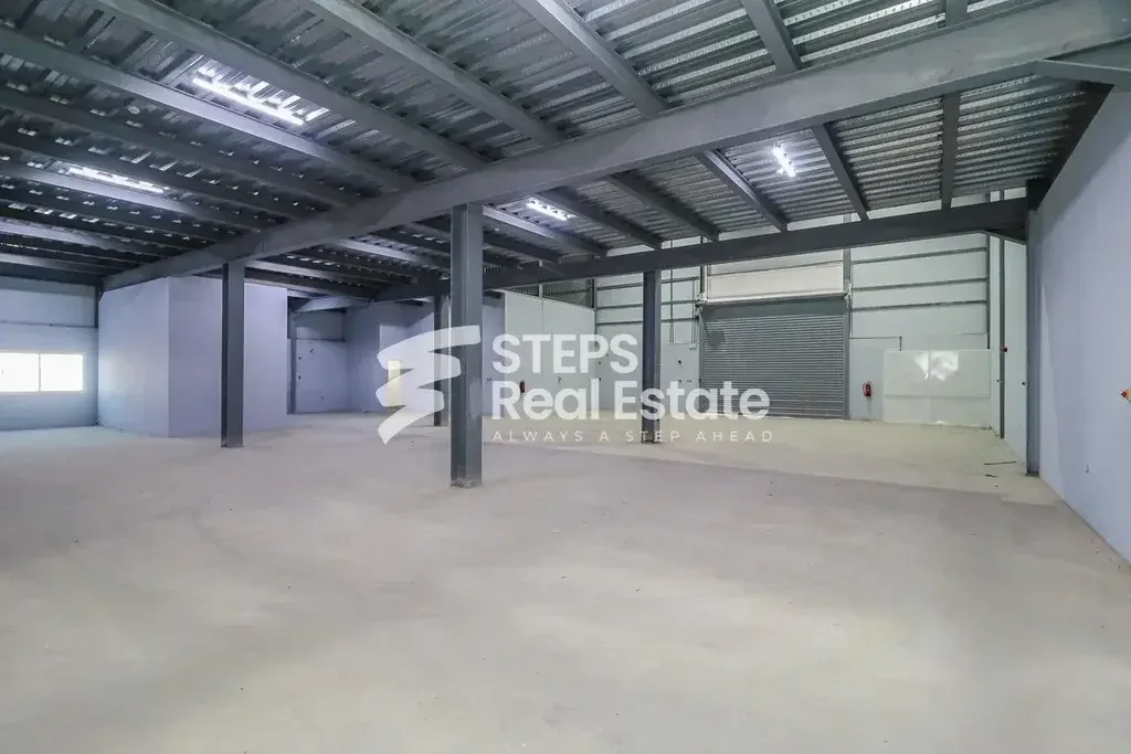 Warehouses & Stores - Al Wakrah  - Barkit Al Awamer  -Area Size: 3000 Square Meter