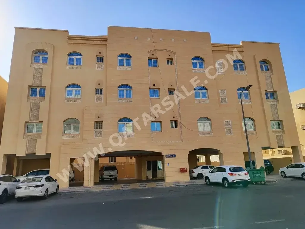 2 Bedrooms Apartment For Rent in Doha Fereej Bin Omran