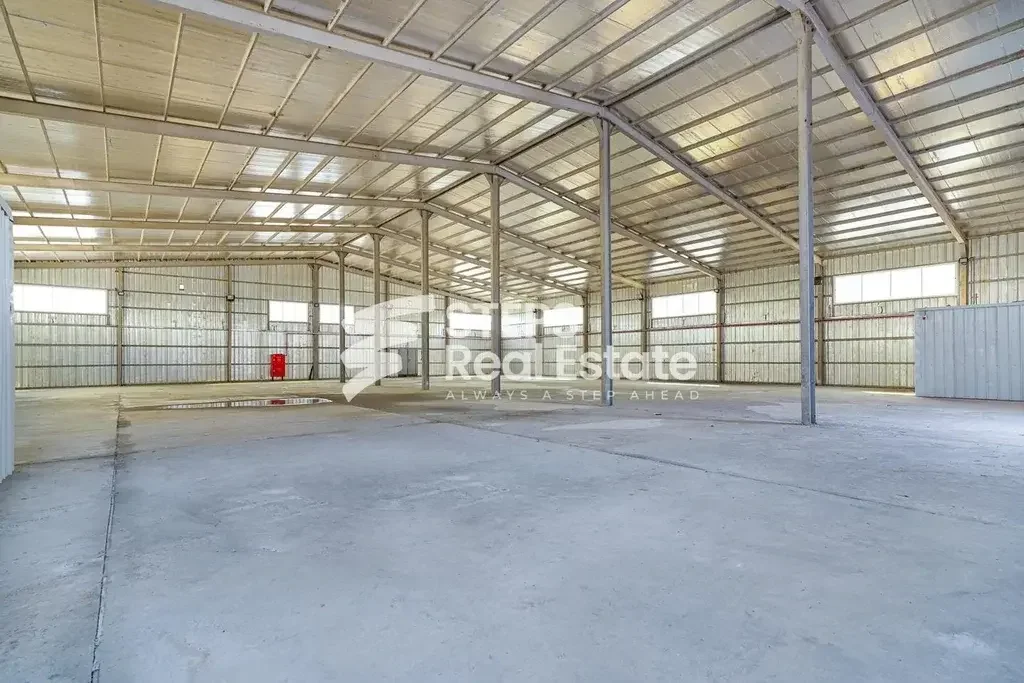 Warehouses & Stores - Al Wakrah  - Barkit Al Awamer  -Area Size: 1500 Square Meter