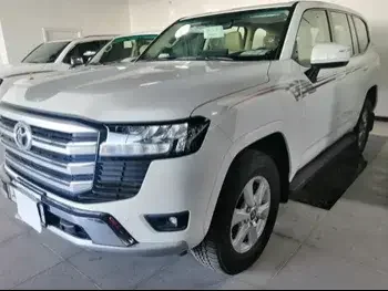 Toyota  Land Cruiser  GXR Twin Turbo  2022  Automatic  71,000 Km  6 Cylinder  Four Wheel Drive (4WD)  SUV  White  With Warranty