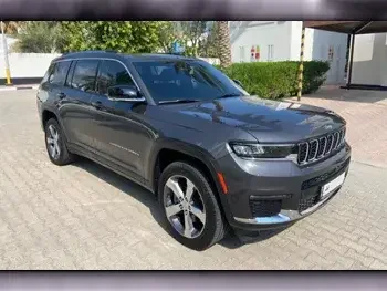 Jeep  Grand Cherokee  Limited  2022  Automatic  15,500 Km  6 Cylinder  Four Wheel Drive (4WD)  SUV  Dark Gray  With Warranty