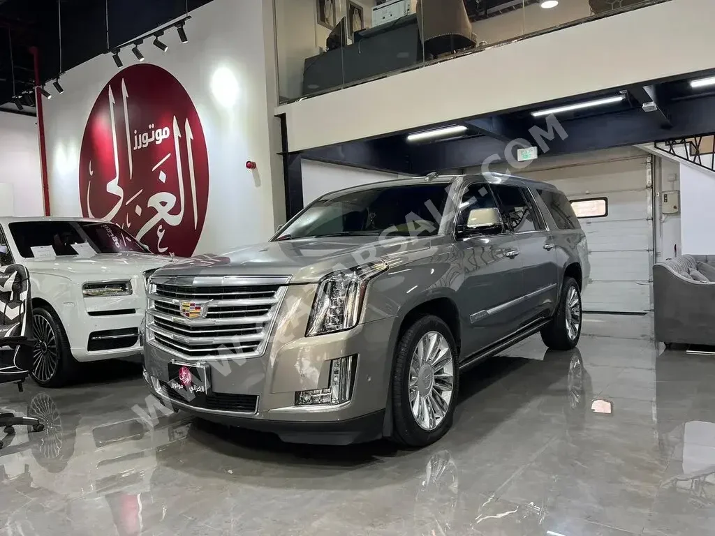  Cadillac  Escalade  Platinum  2018  Automatic  146,000 Km  8 Cylinder  Four Wheel Drive (4WD)  SUV  Brown  With Warranty