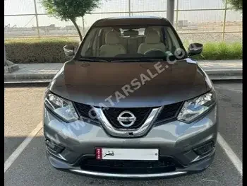 Nissan  X-Trail  SL  2017  Automatic  74,000 Km  4 Cylinder  Front Wheel Drive (FWD)  SUV  Gray and Silver