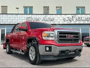 GMC  Sierra  SLE  2014  Automatic  155,000 Km  8 Cylinder  Four Wheel Drive (4WD)  Pick Up  Red