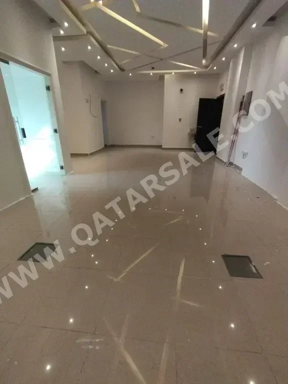 Commercial Offices - Not Furnished  - Doha  - Madinat Khalifa South