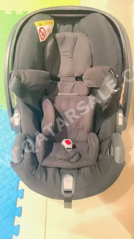 Kids Car Seats - Car Seat for Infants & Toddlers  - Babyzen  - Black